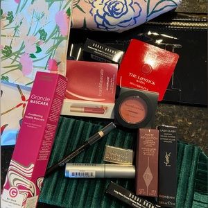 MAKEUP BUNDLE - NEW